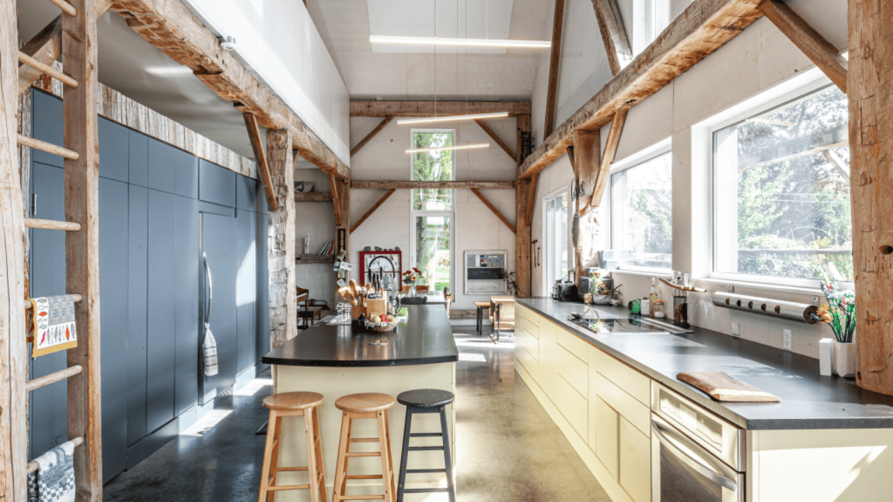 Barn House Kitchen with a lot of natural lighting